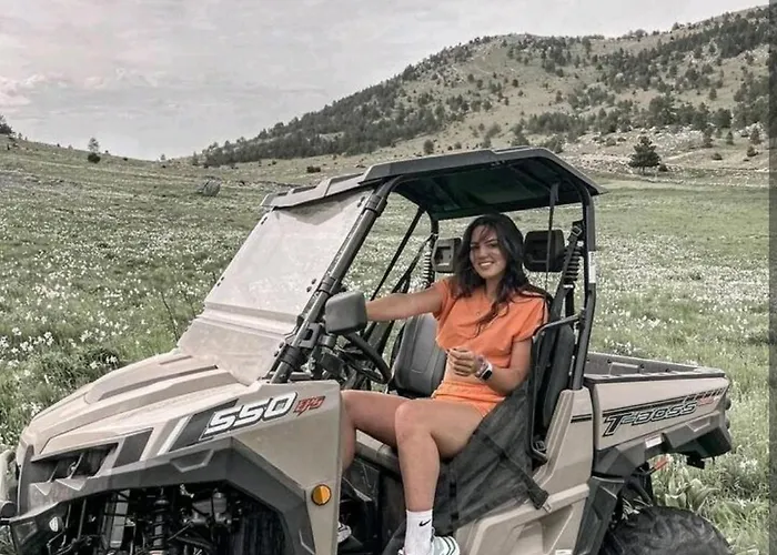 Stone House With Jacuzzi 