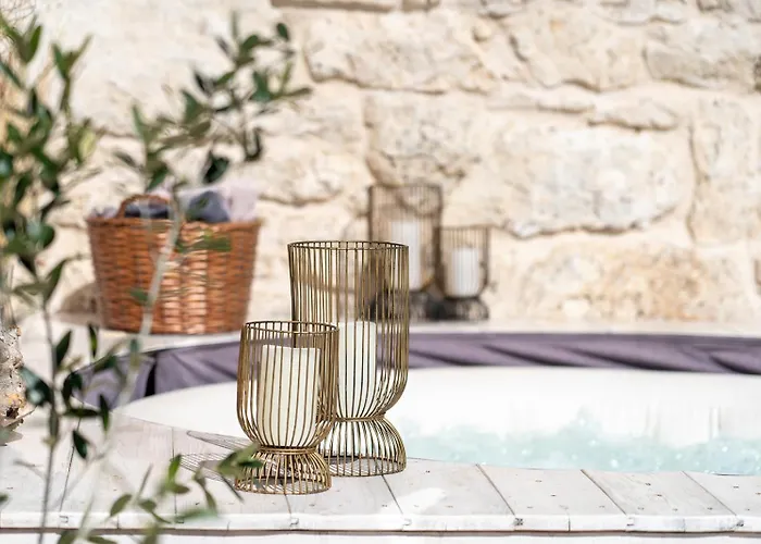 Stone House With Jacuzzi 