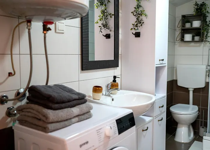 Stone House With Jacuzzi 