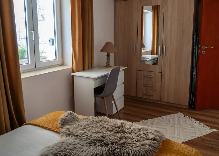 Villa Stone House With Jacuzzi 